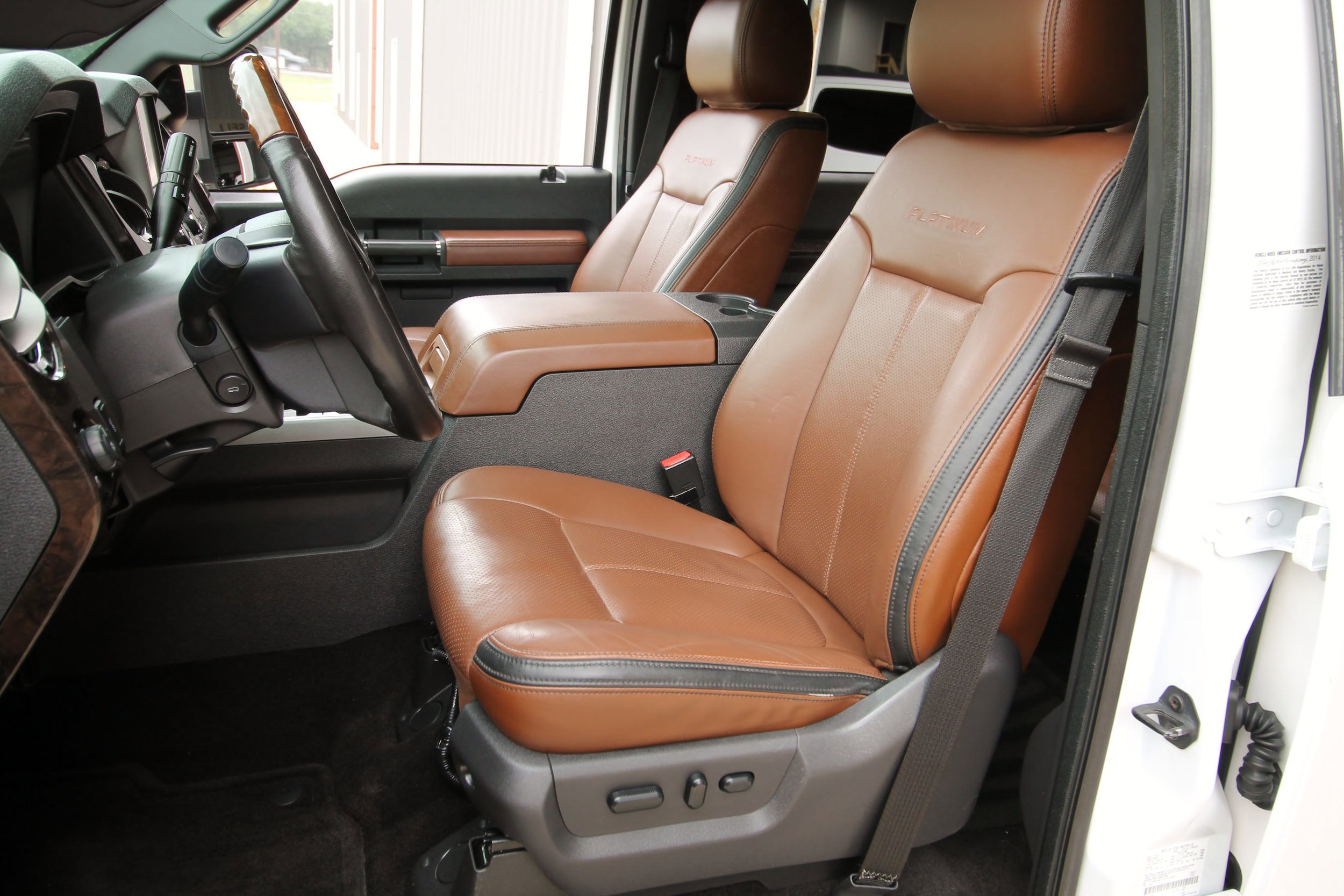 Used 2015 Ford F350 Platinum AWD/4WD image 25