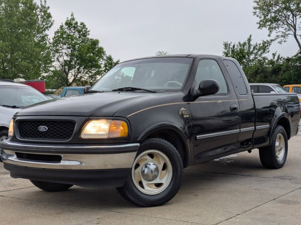 Used 1998 Ford F150 XLT RWD image 1