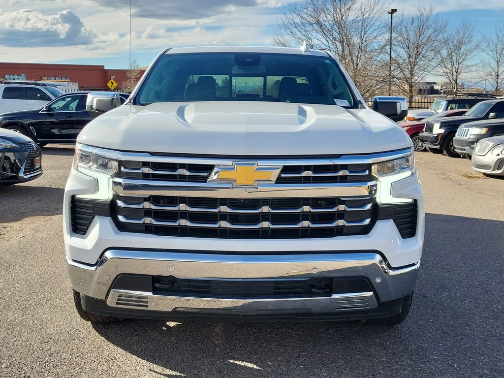 Used 2024 Chevrolet Silverado 1500 LTZ AWD/4WD image 9