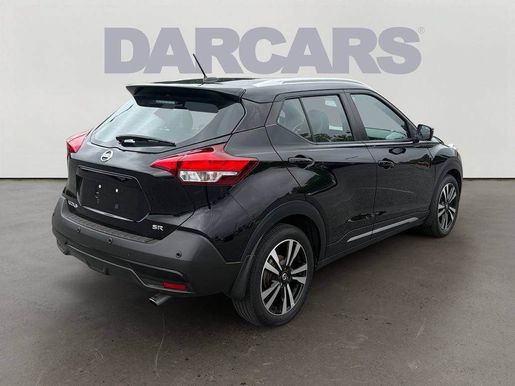 Used 2020 Nissan Kicks SR w/ SR Premium Package FWD image 7