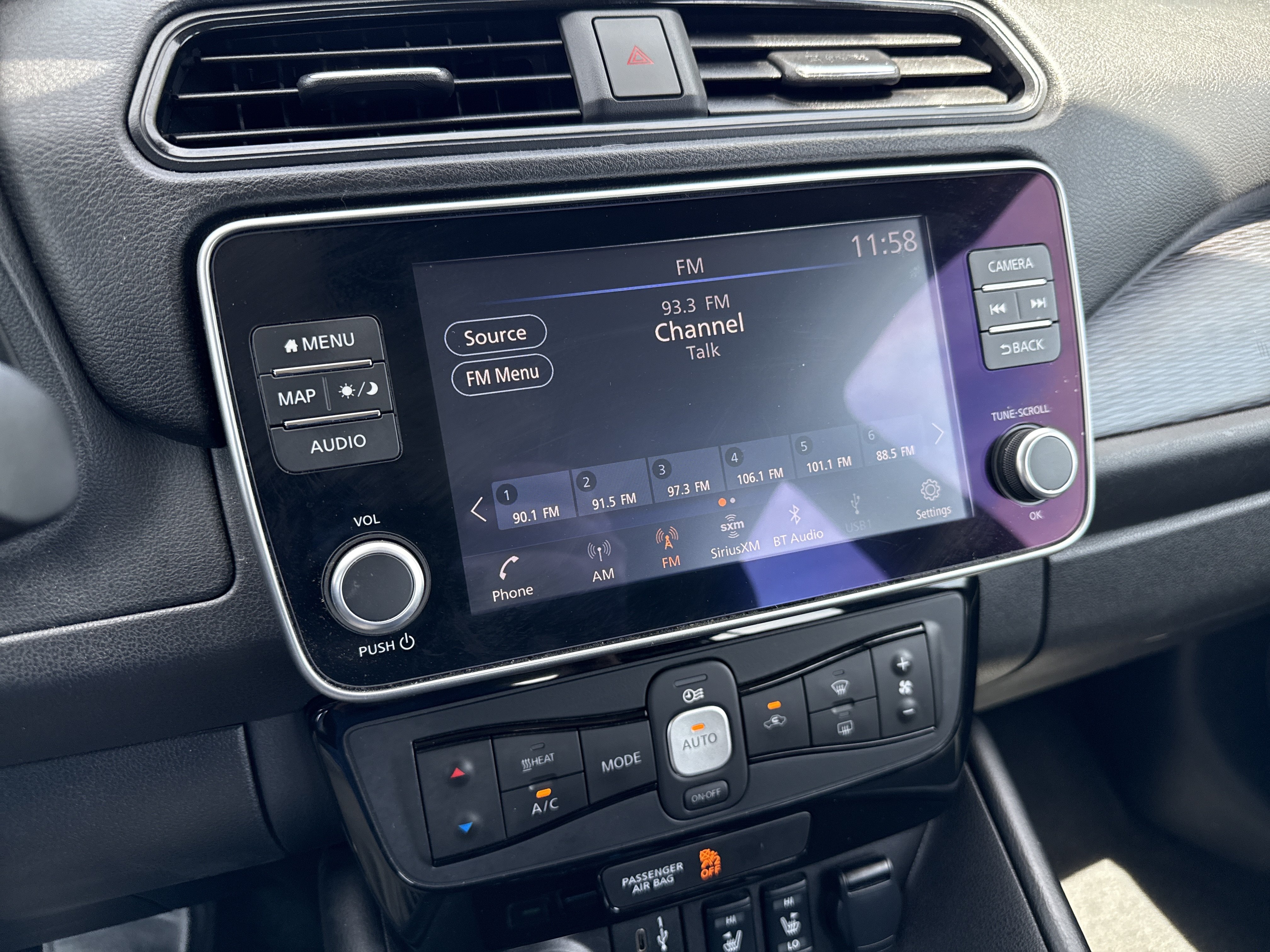 Certified 2024 Nissan Leaf SV Plus FWD image 20