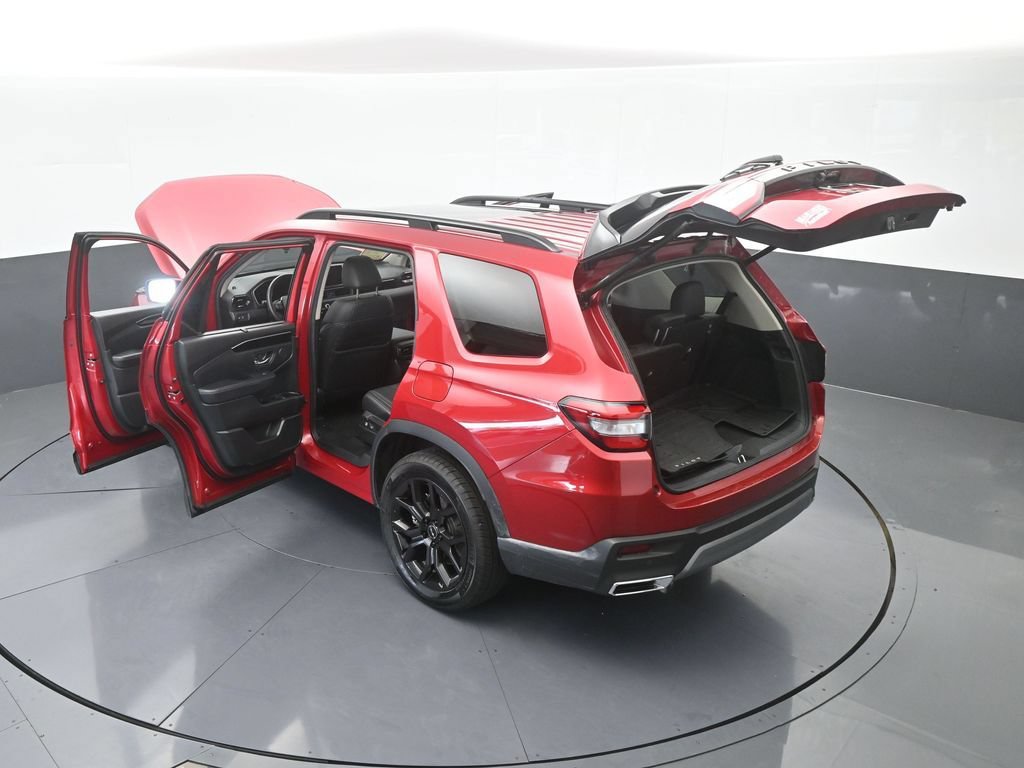 Used 2025 Honda Pilot Touring image 76
