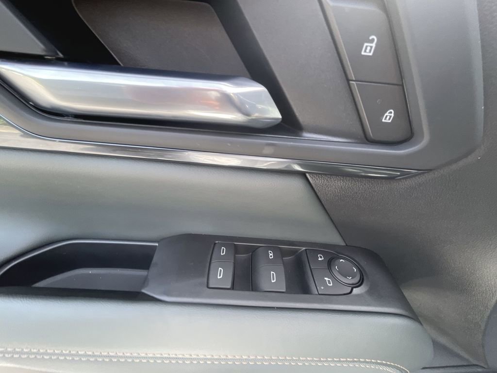 New 2026 GMC Terrain AT4 w/ LPO, Floor Liner Package image 29