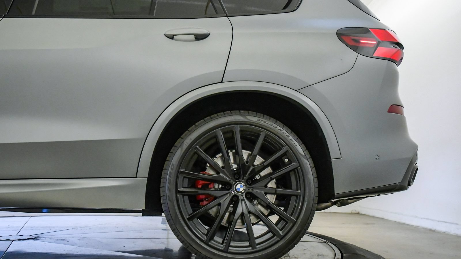 New 2026 BMW X5 M60i AWD/4WD image 12