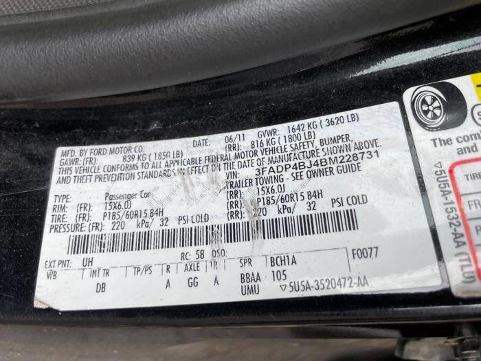 Used 2011 Ford Fiesta SE w/ 202A Rapid Spec Order Code image 40