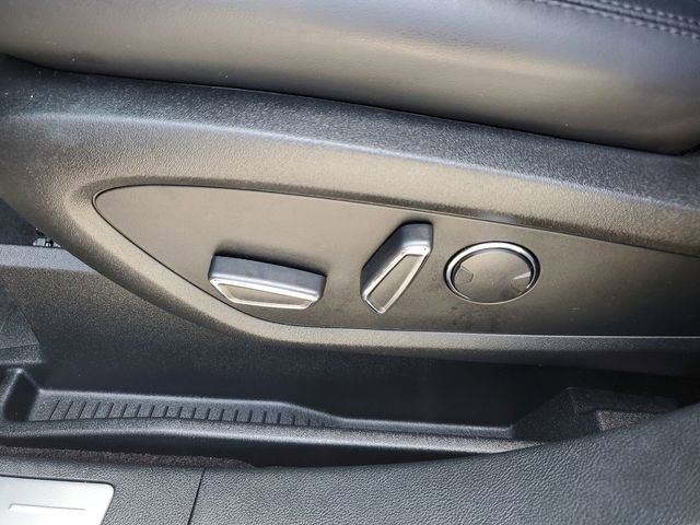 Used 2019 Lincoln Nautilus Select image 19