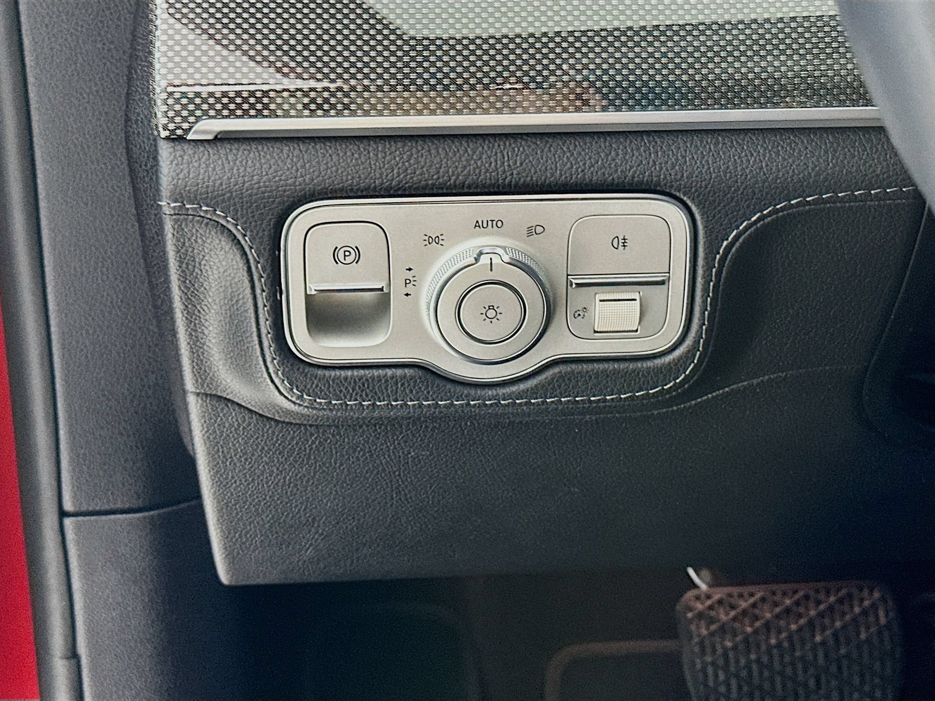Certified 2020 Mercedes-Benz GLE 350 4MATIC image 11