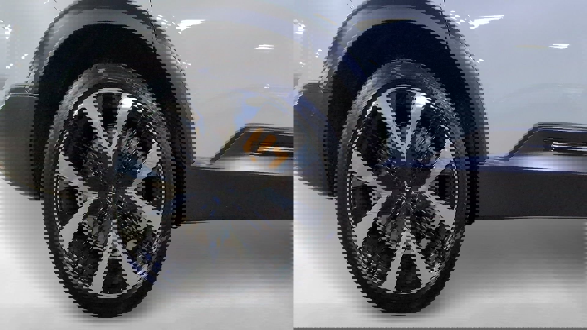 Used 2025 Polestar Polestar 3 image 24