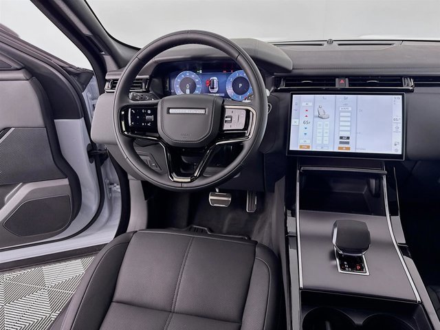 Used 2026 Land Rover Range Rover Velar Dynamic SE image 25