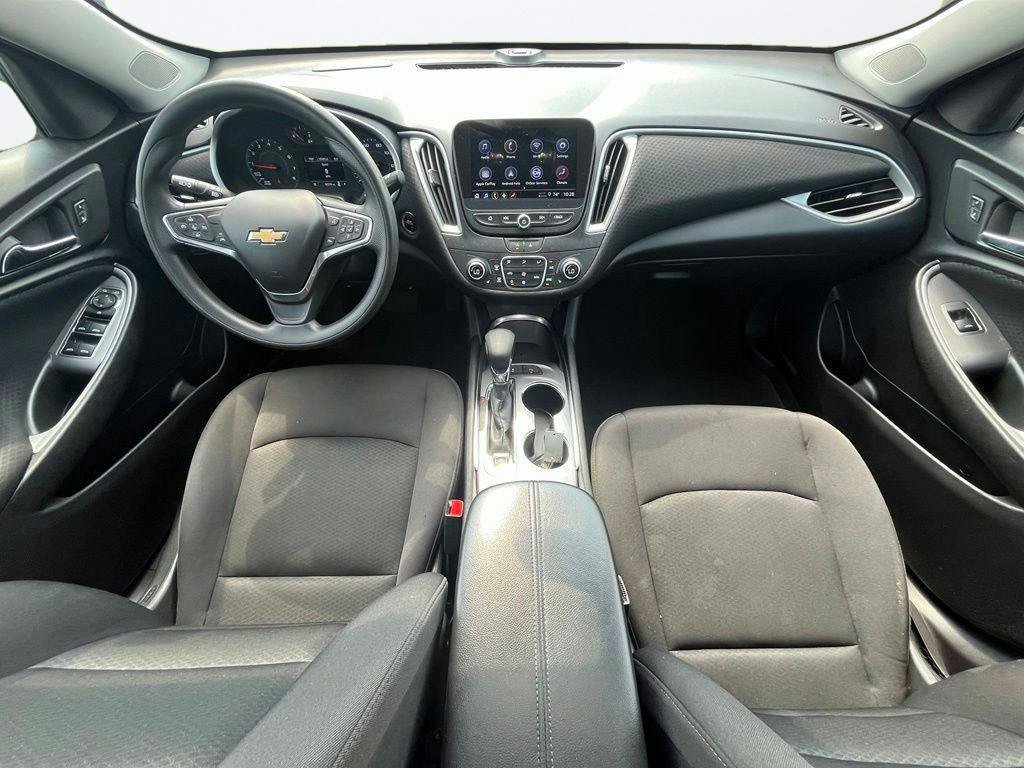 Used 2024 Chevrolet Malibu LT FWD image 13