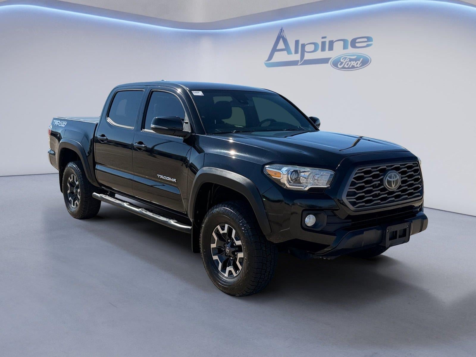 Used 2020 Toyota Tacoma TRD Off-Road AWD/4WD image 7