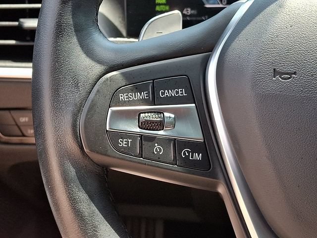 Used 2023 BMW 330i xDrive Sedan w/ Premium Package AWD/4WD image 26