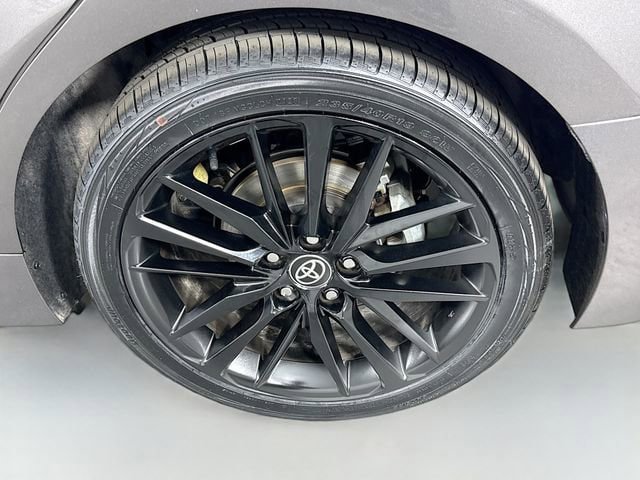 Certified 2022 Toyota Camry XSE FWD image 30