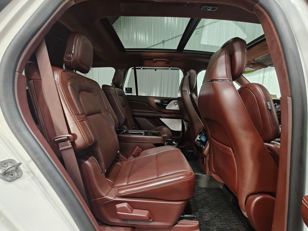 Used 2020 Lincoln Aviator Black Label w/ Dynamic Handling Package image 29