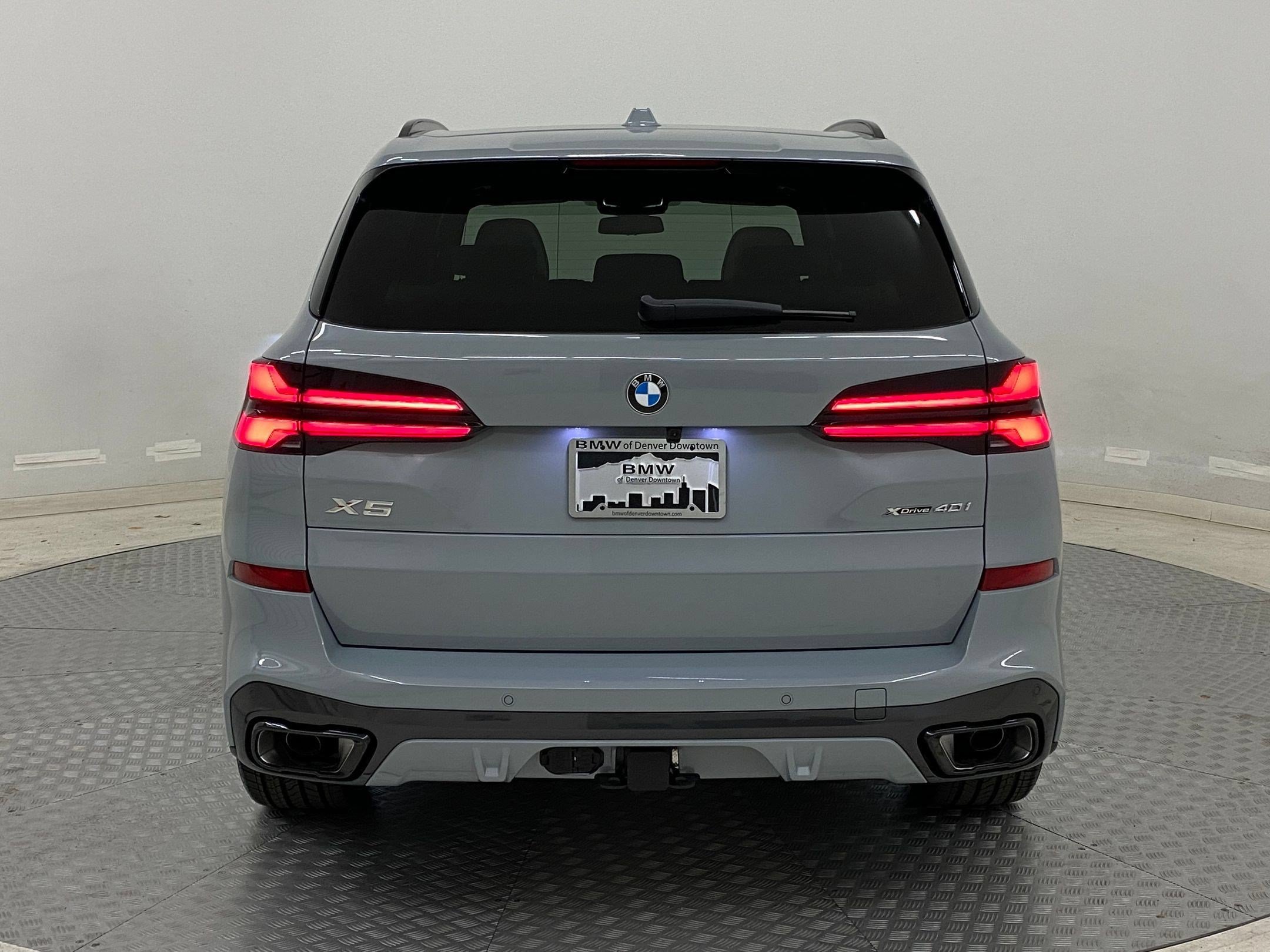 Used 2026 BMW X5 xDrive40i w/ M Sport Package AWD/4WD image 9