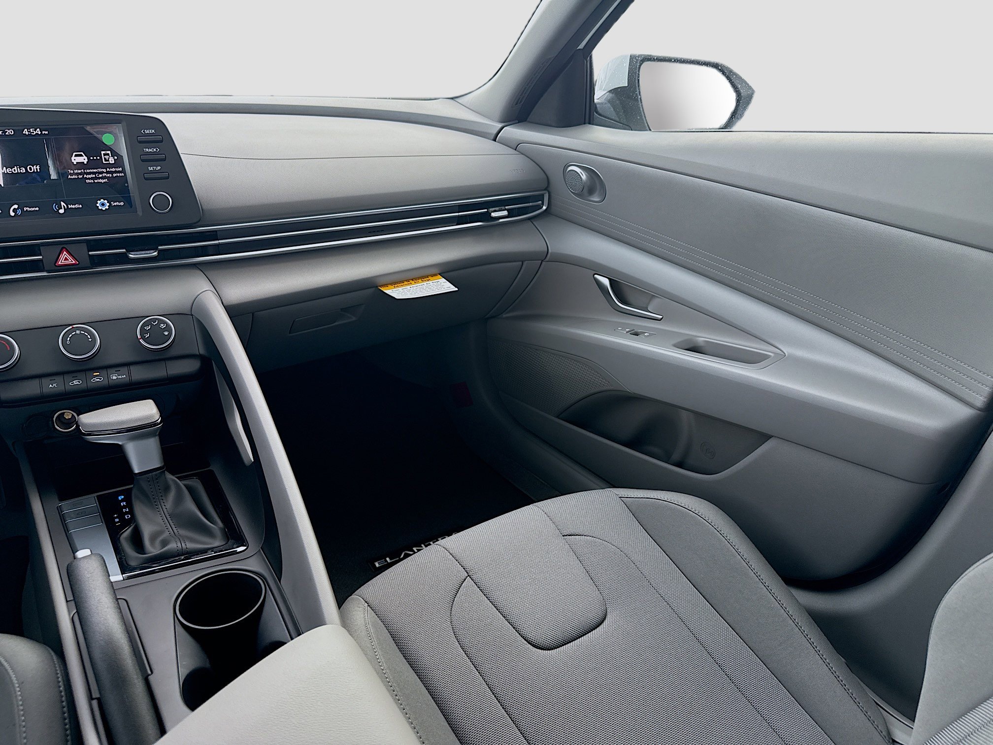 New 2026 Hyundai Elantra SE image 16