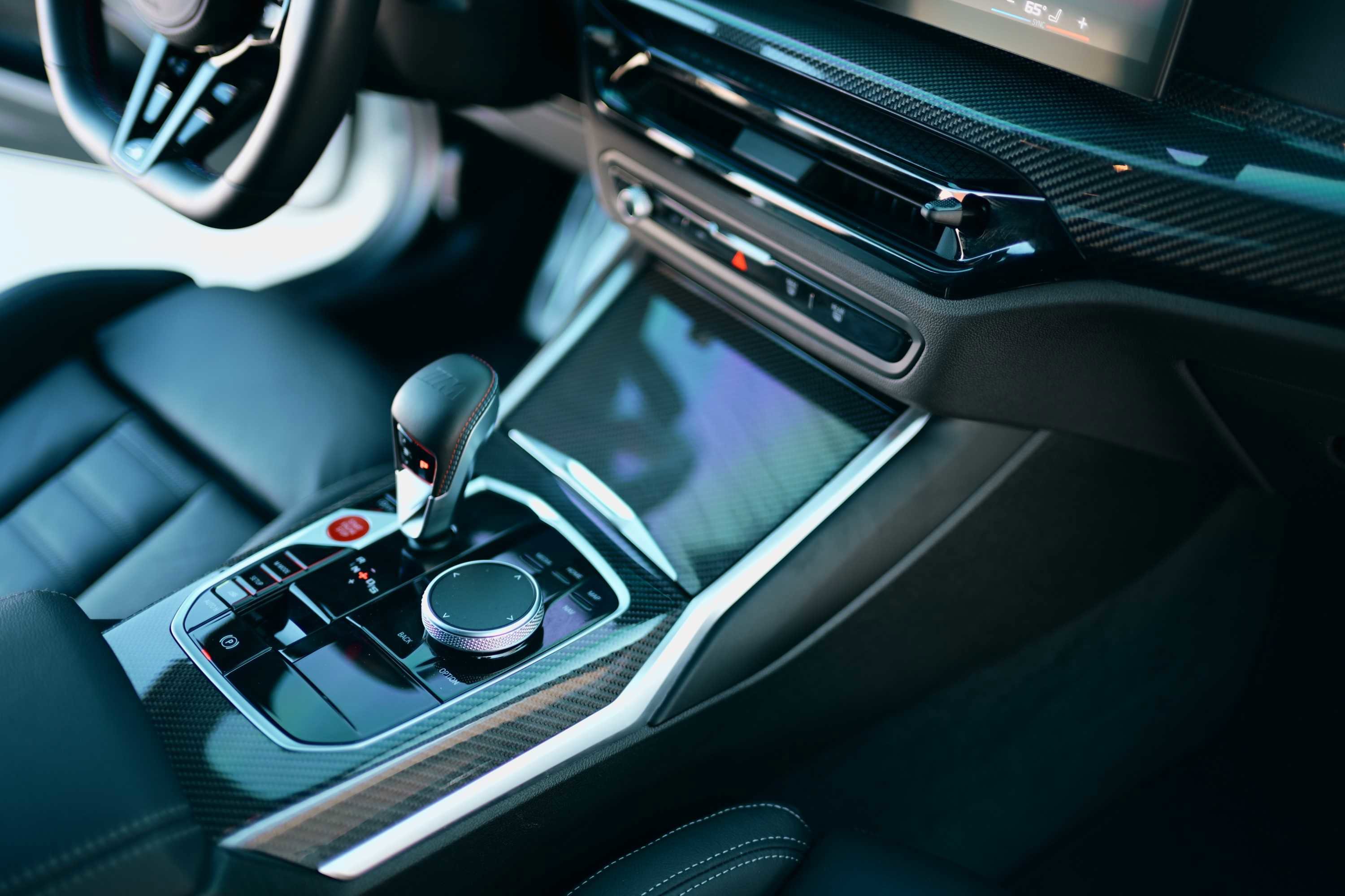 Used 2025 BMW M2 w/ Lighting Package image 22