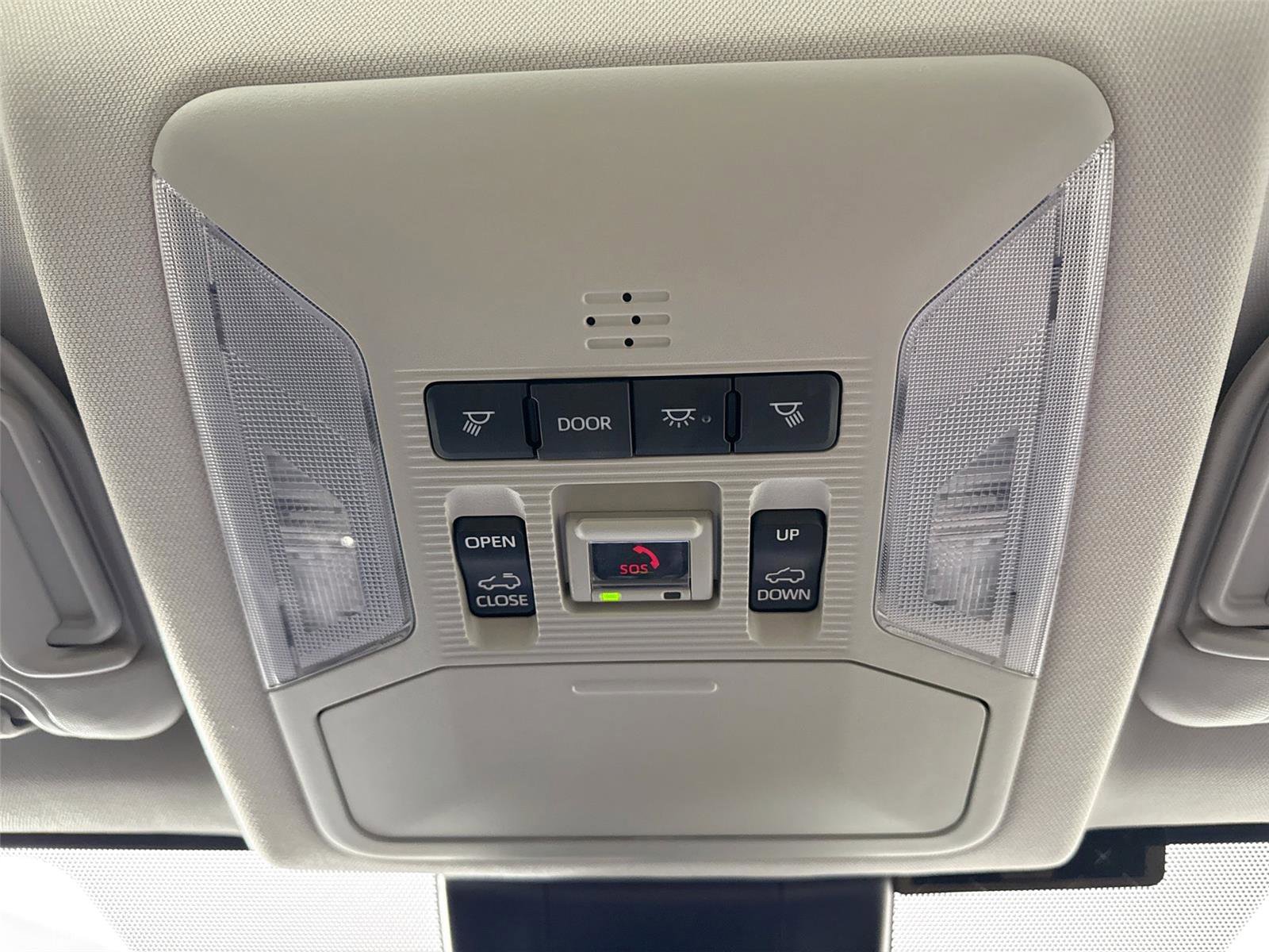 Used 2022 Toyota RAV4 Limited image 22