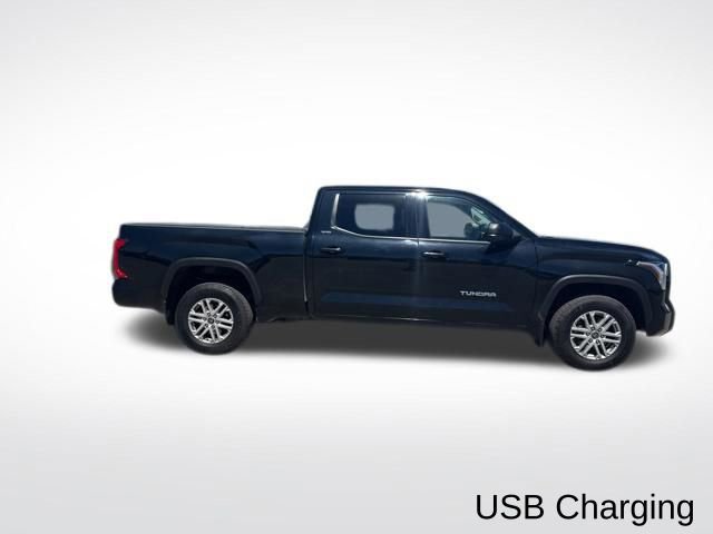 Used 2022 Toyota Tundra SR5 AWD/4WD image 3
