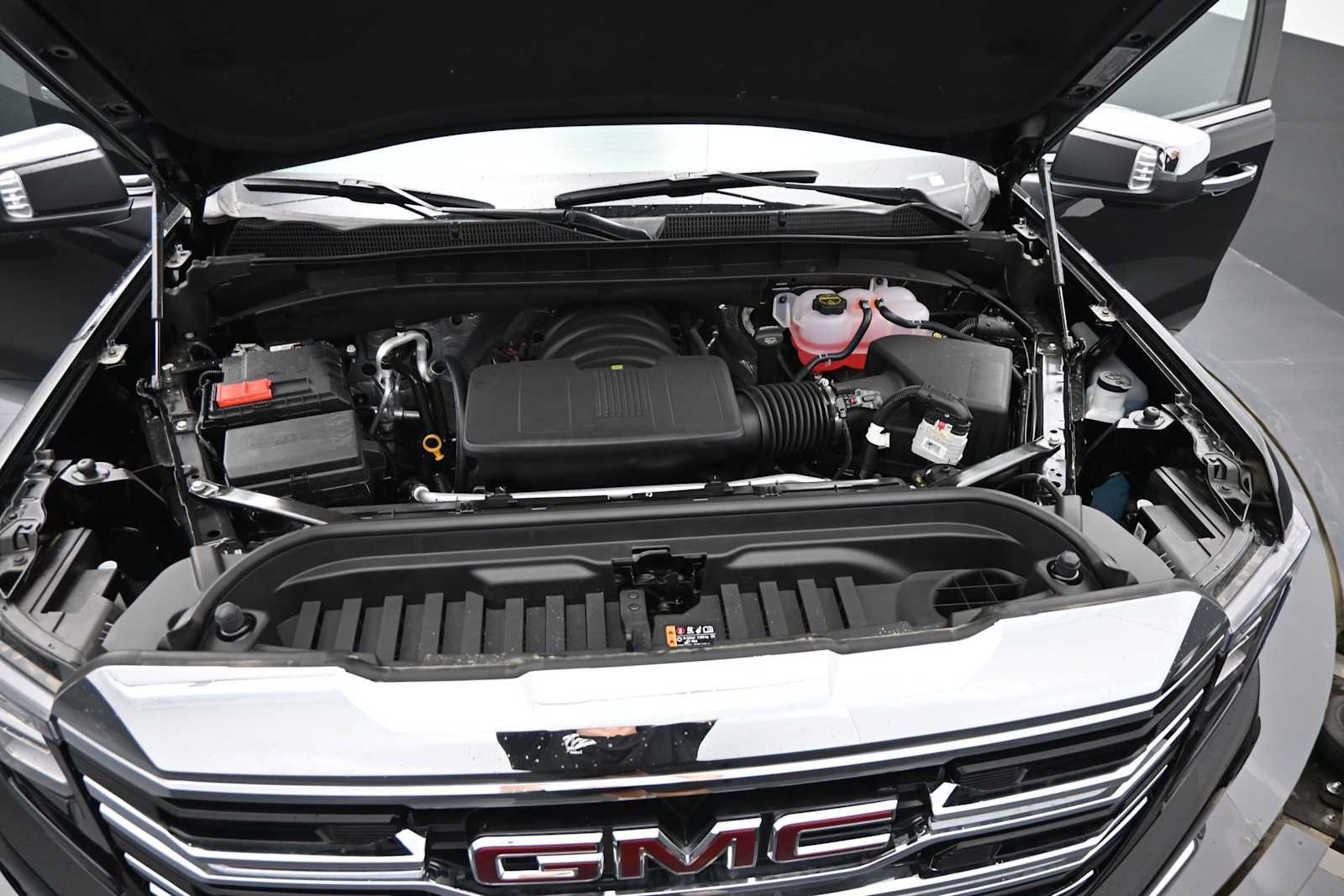 New 2026 GMC Sierra 1500 SLT w/ SLT Premium Package AWD/4WD image 24