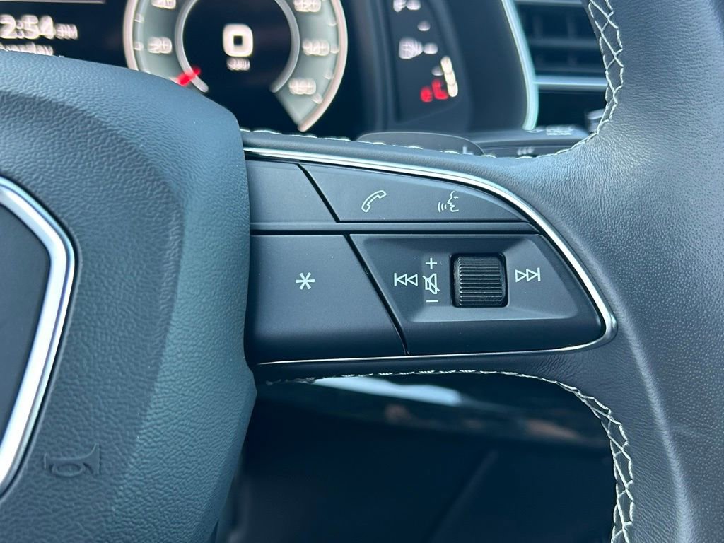 Used 2022 Audi Q8 Premium Plus w/ Premium Plus Package image 19