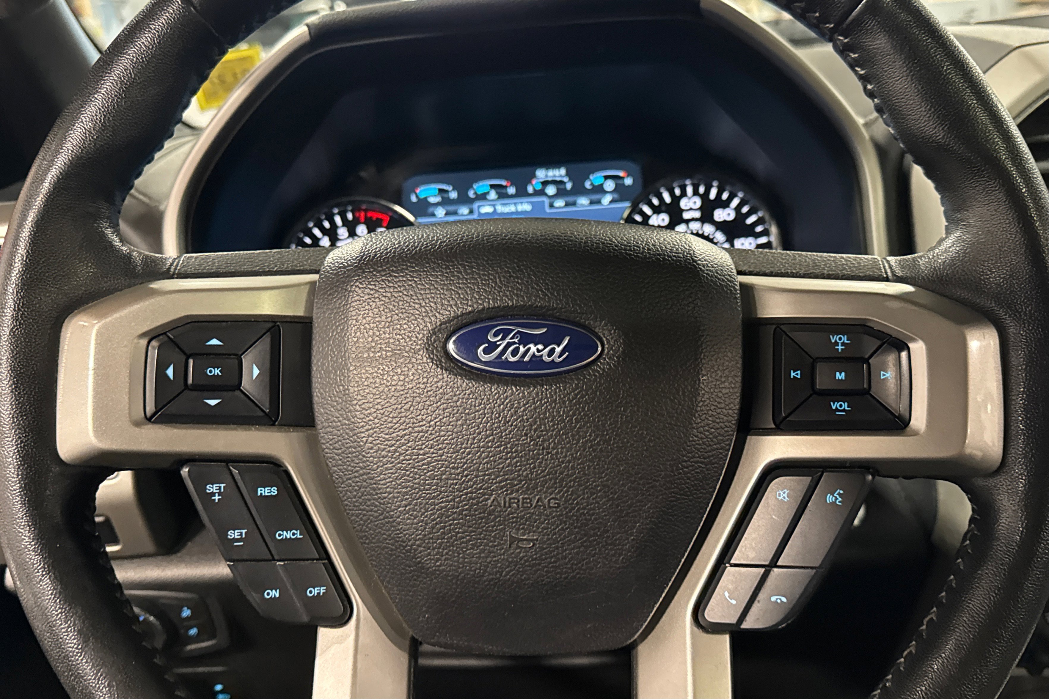 Used 2020 Ford F150 Lariat w/ Equipment Group 502A Luxury image 24