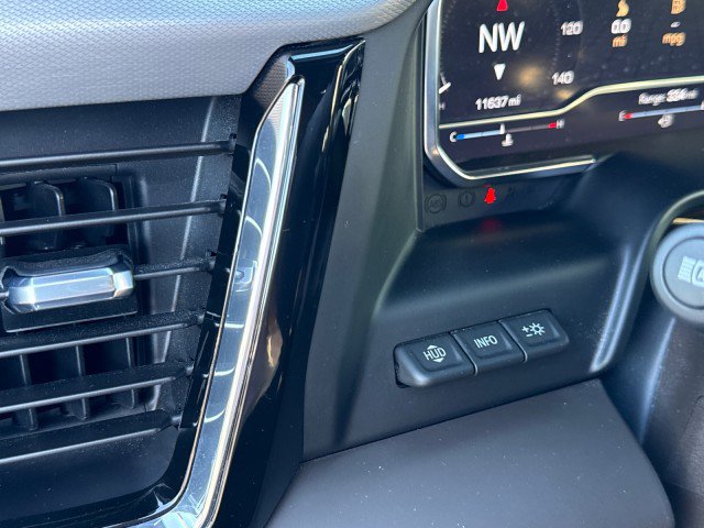 Used 2024 GMC Sierra 1500 Denali w/ Technology Package image 26