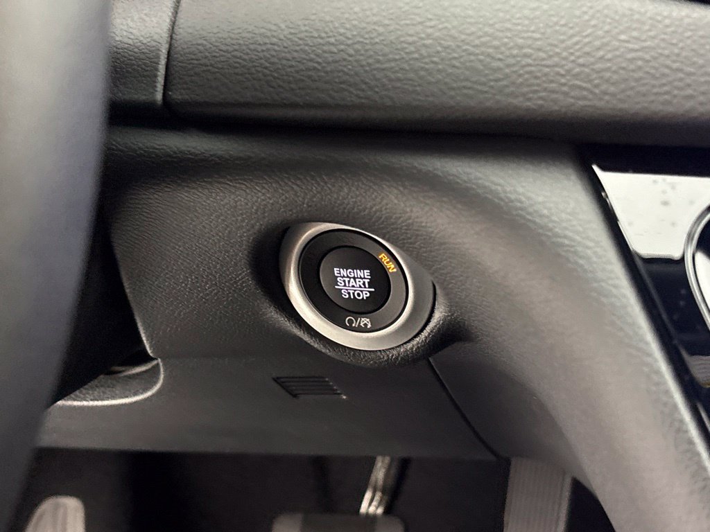 New 2027 Chrysler Pacifica LX FWD image 32