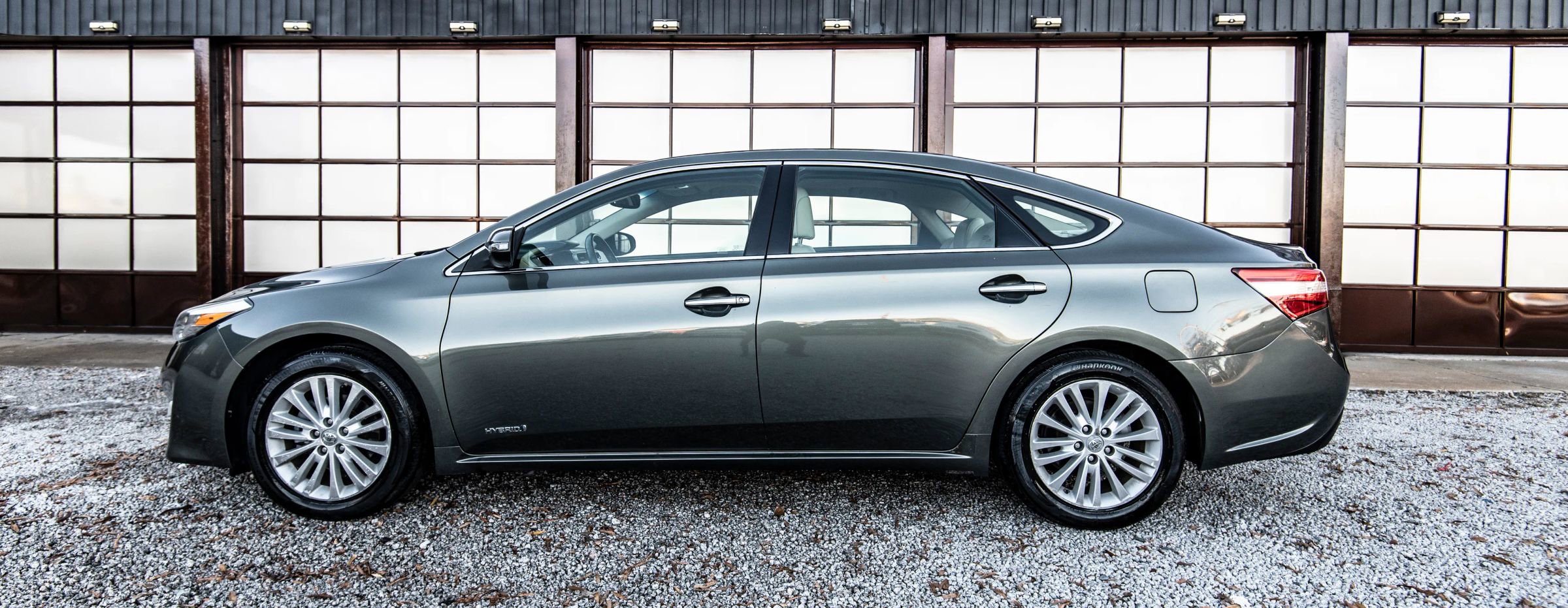 Used 2013 Toyota Avalon XLE Premium image 6