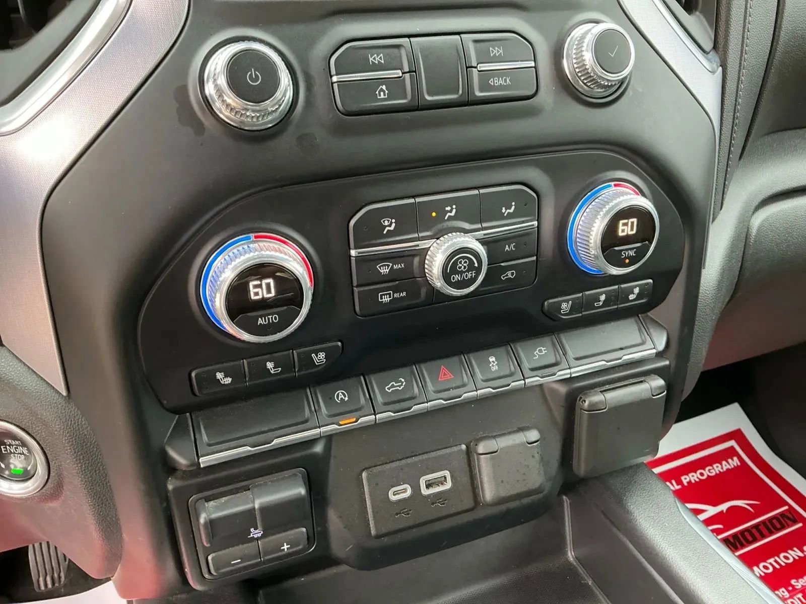 Used 2019 GMC Sierra 1500 SLT image 32