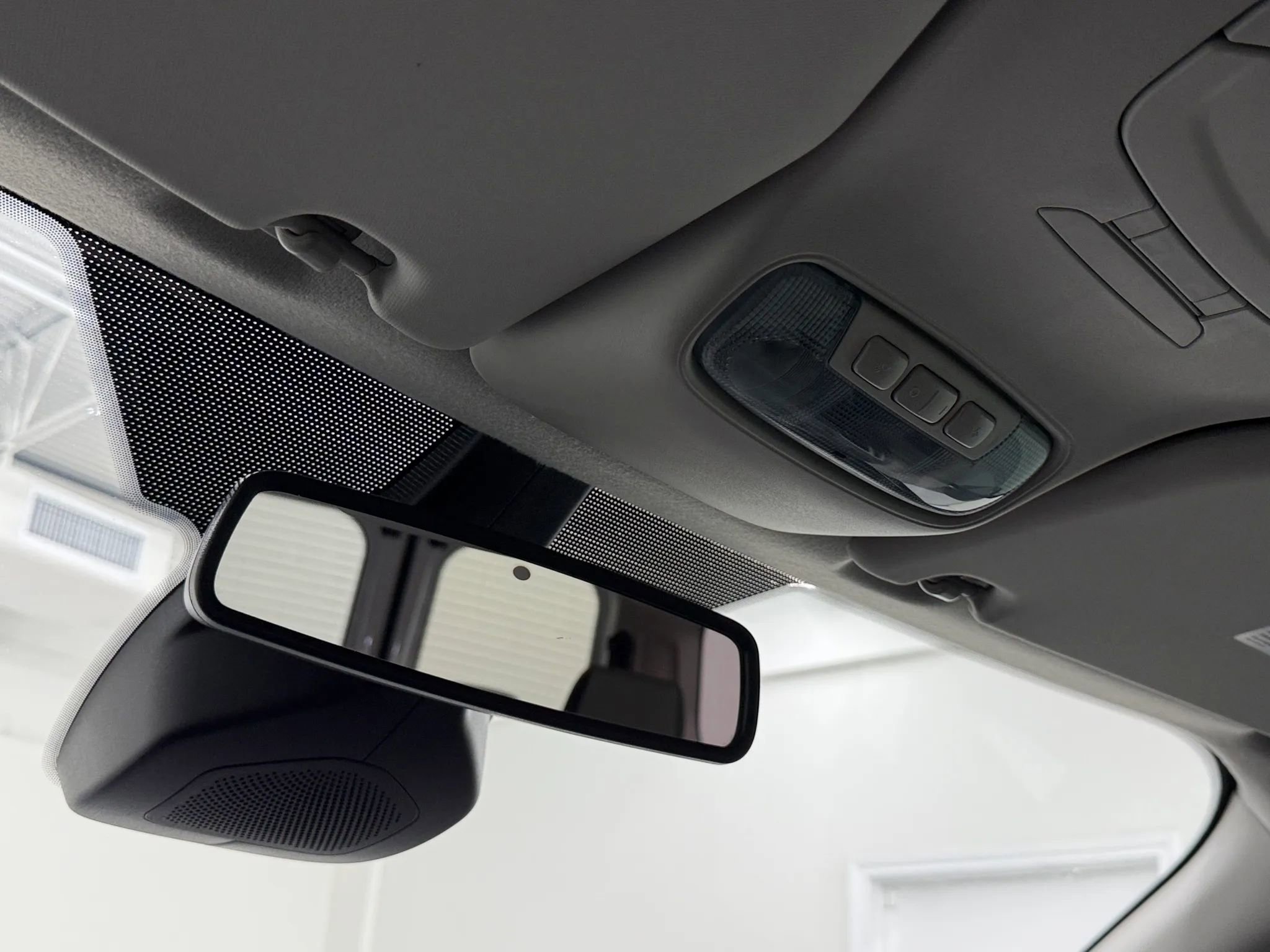 Used 2023 Ford Transit Connect XLT image 27