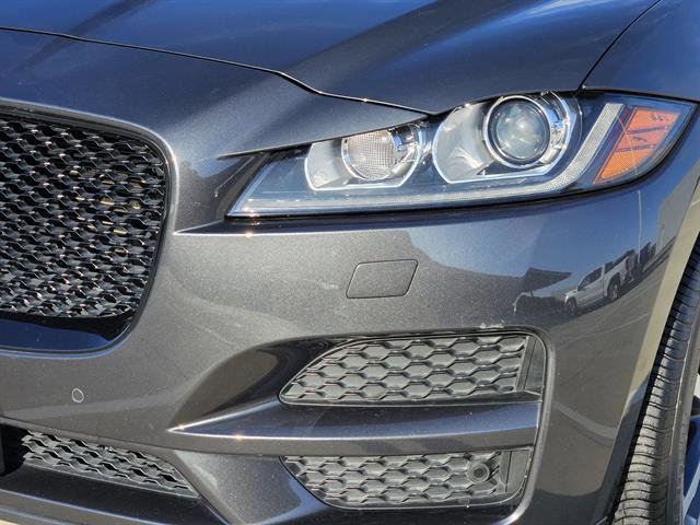 Used 2020 Jaguar F-PACE Prestige image 5