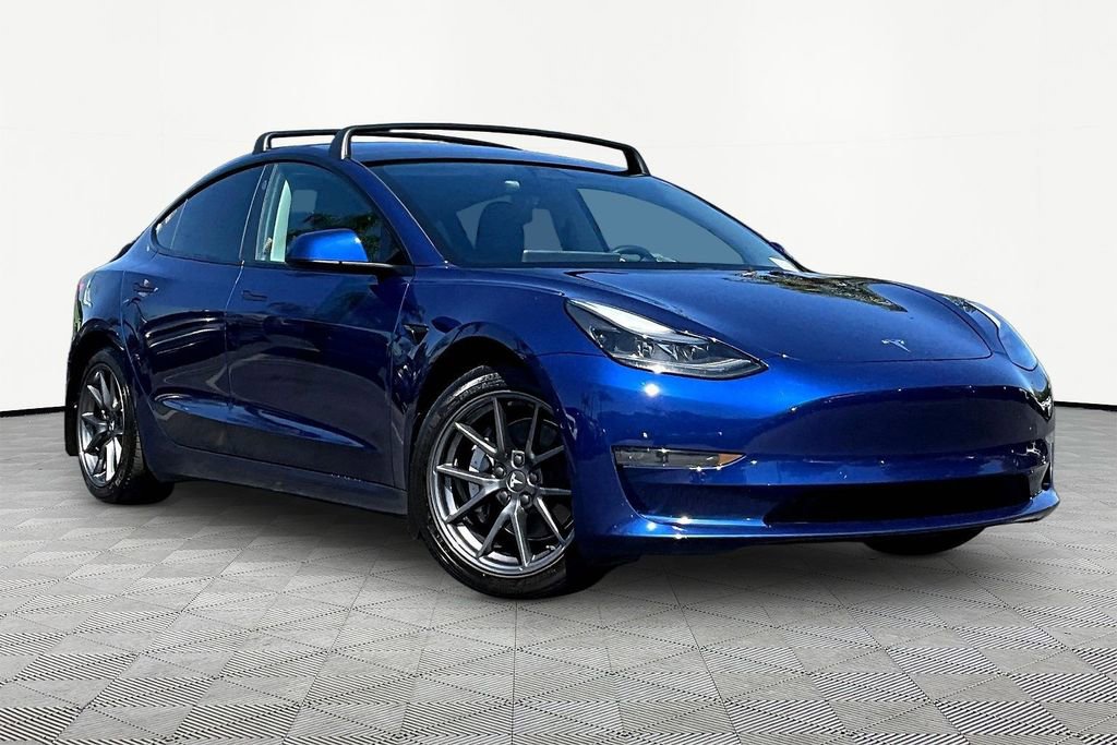 Used 2022 Tesla Model 3 Long Range image 1