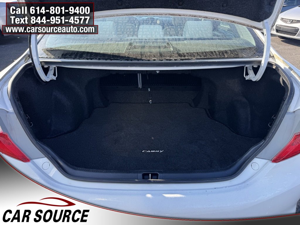 Used 2012 Toyota Camry LE image 27