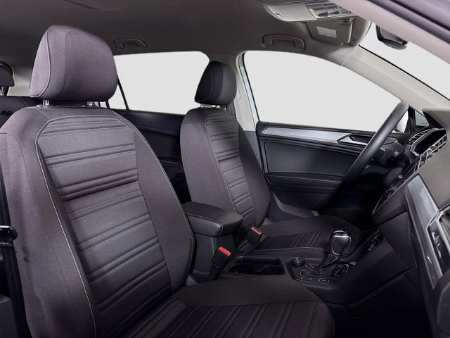 Used 2022 Volkswagen Tiguan S w/ Driver Assistance Package image 29