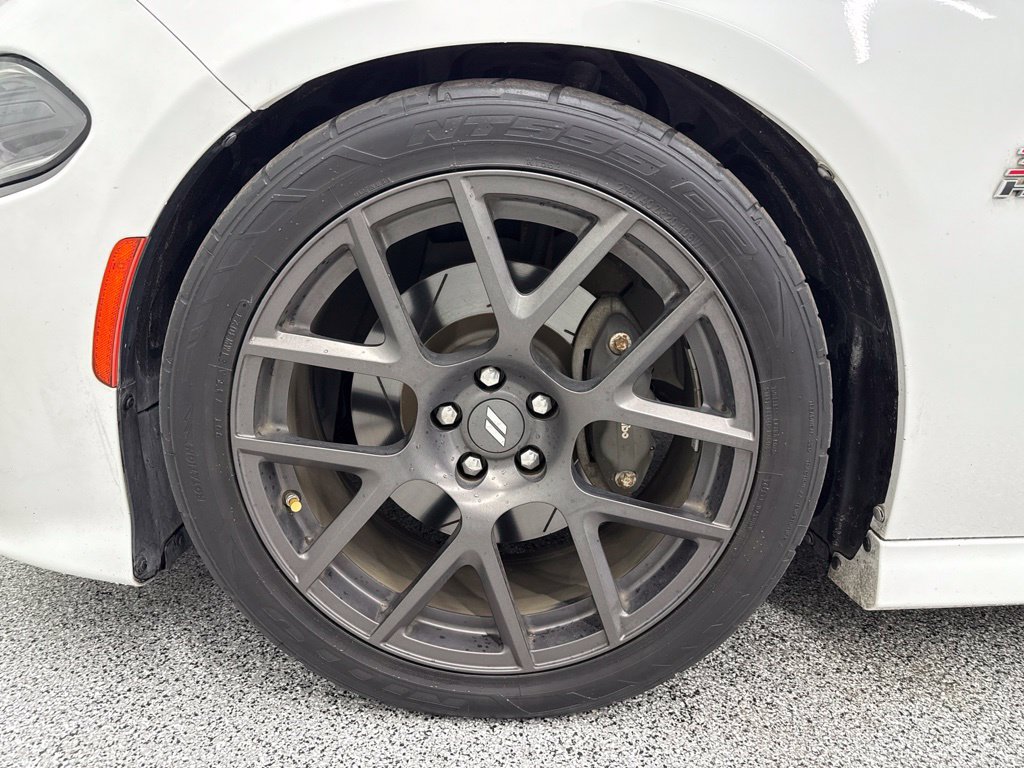 Used 2018 Dodge Charger R/T Scat Pack RWD image 11