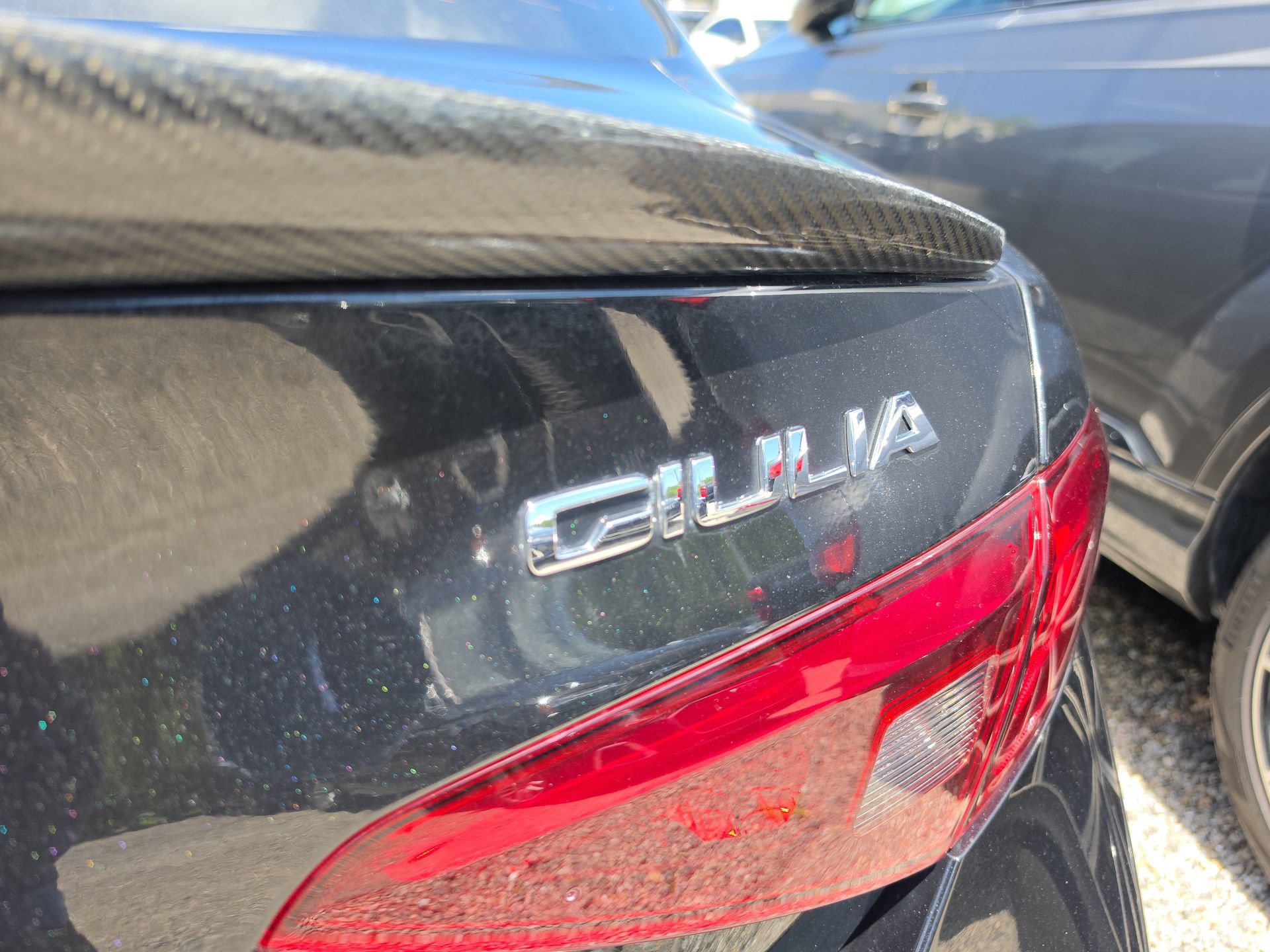 Used 2017 Alfa Romeo Giulia Ti w/ TI 19" Sport Package RWD image 10