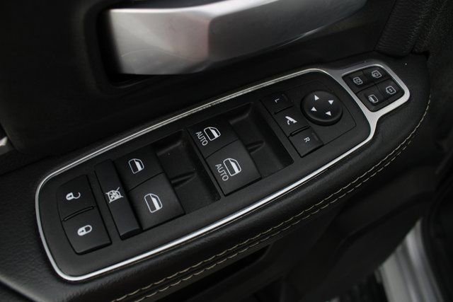 Used 2024 RAM 2500 Big Horn w/ Bed Utility Group image 14