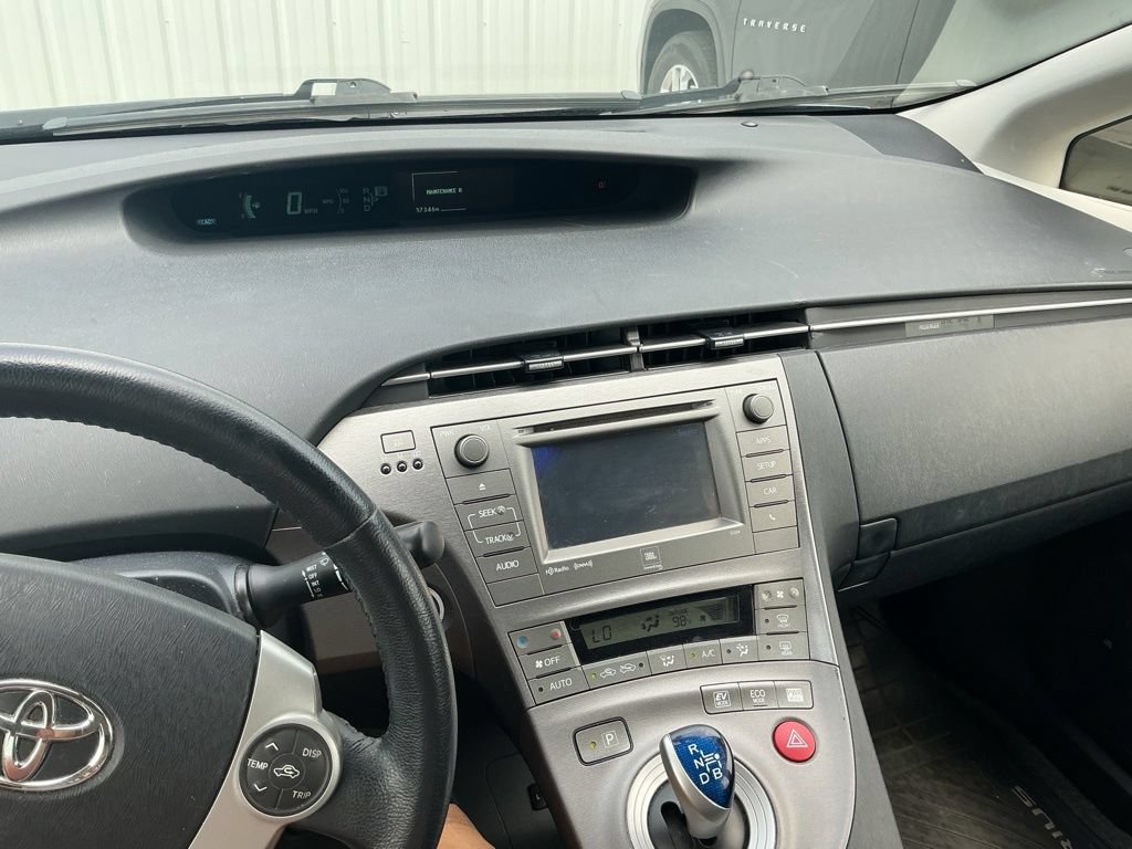 Used 2014 Toyota Prius Five FWD image 9