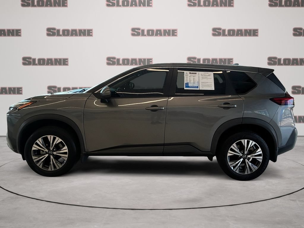 Used 2022 Nissan Rogue SV AWD/4WD image 2
