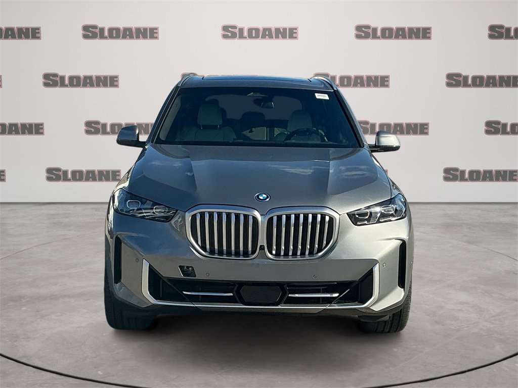 New 2026 BMW X5 xDrive50e image 8