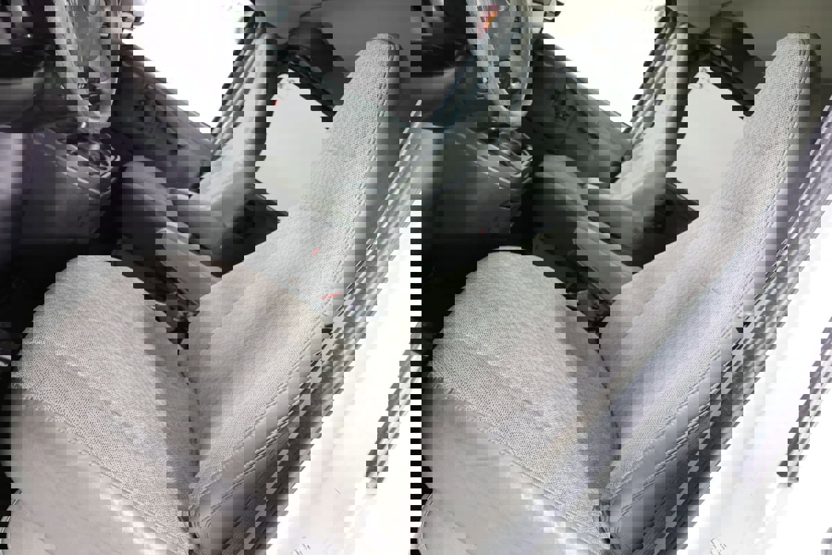 Used 2019 Chevrolet Express 3500 LT w/ LT Preferred Equipment Group RWD image 8