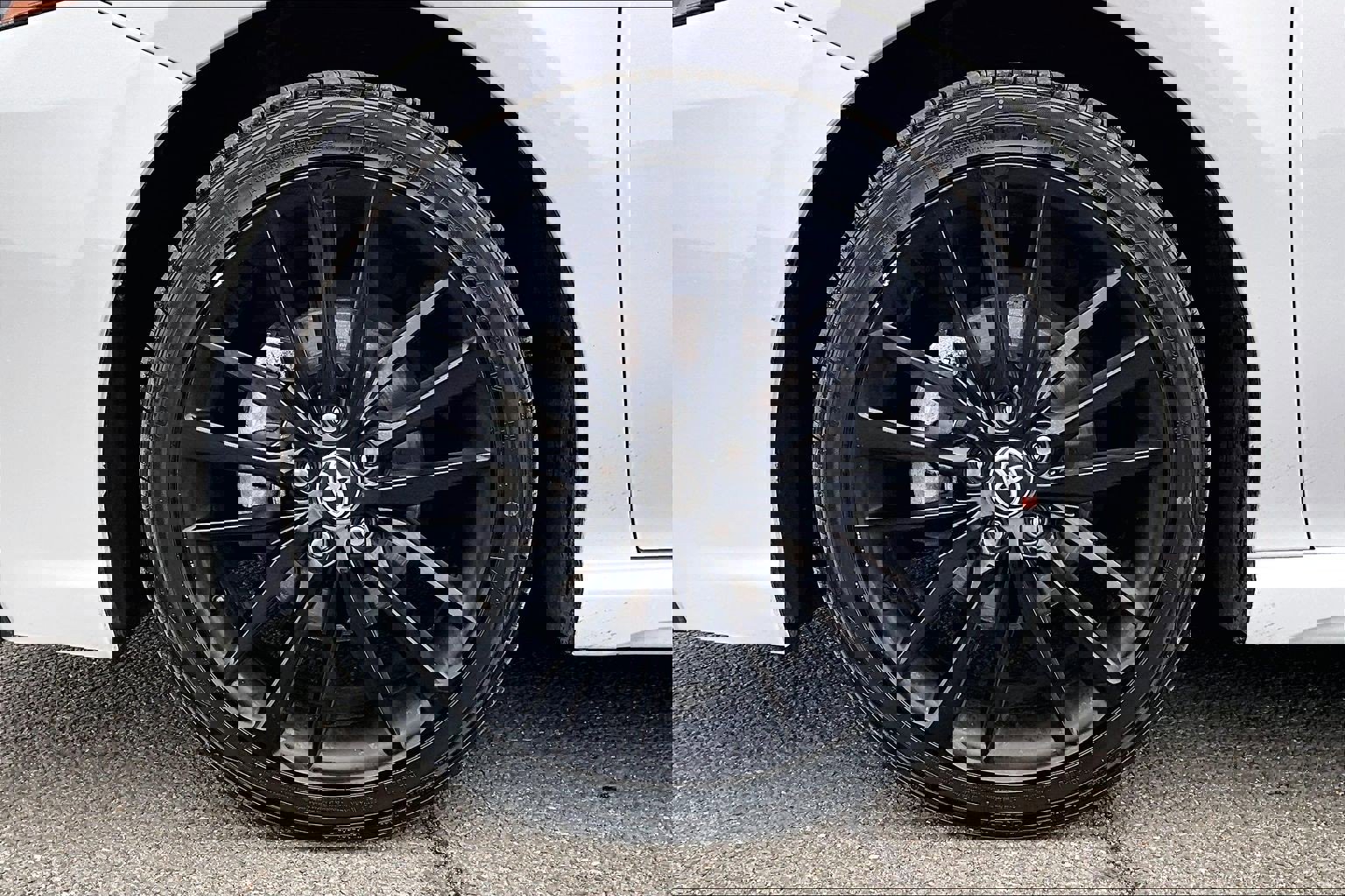 Used 2024 Toyota Camry XSE image 9