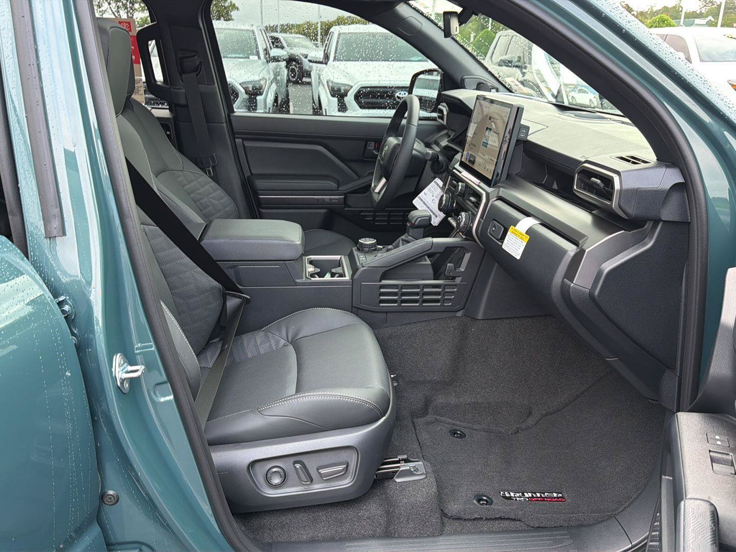 New 2026 Toyota 4Runner TRD Off-Road Premium AWD/4WD image 13