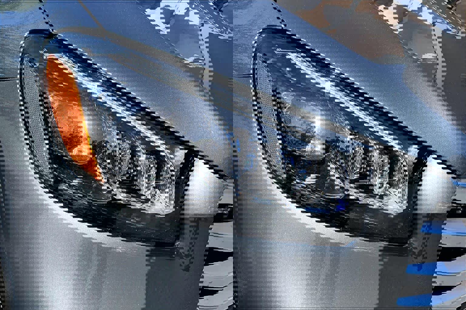 Certified 2024 Mercedes-Benz GLS 450 4MATIC w/ AMG Line Exterior image 28