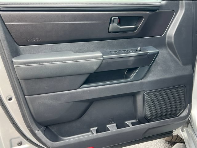 Used 2023 Toyota Tundra SR AWD/4WD image 17