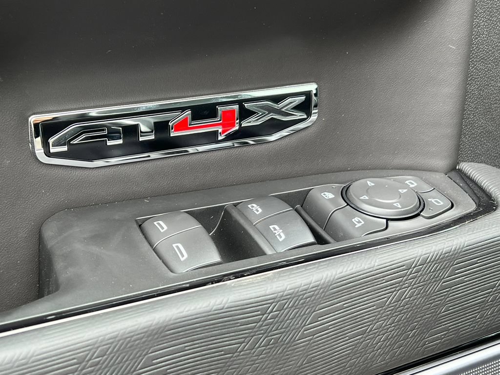 New 2026 GMC Sierra 1500 AT4X AWD/4WD image 27