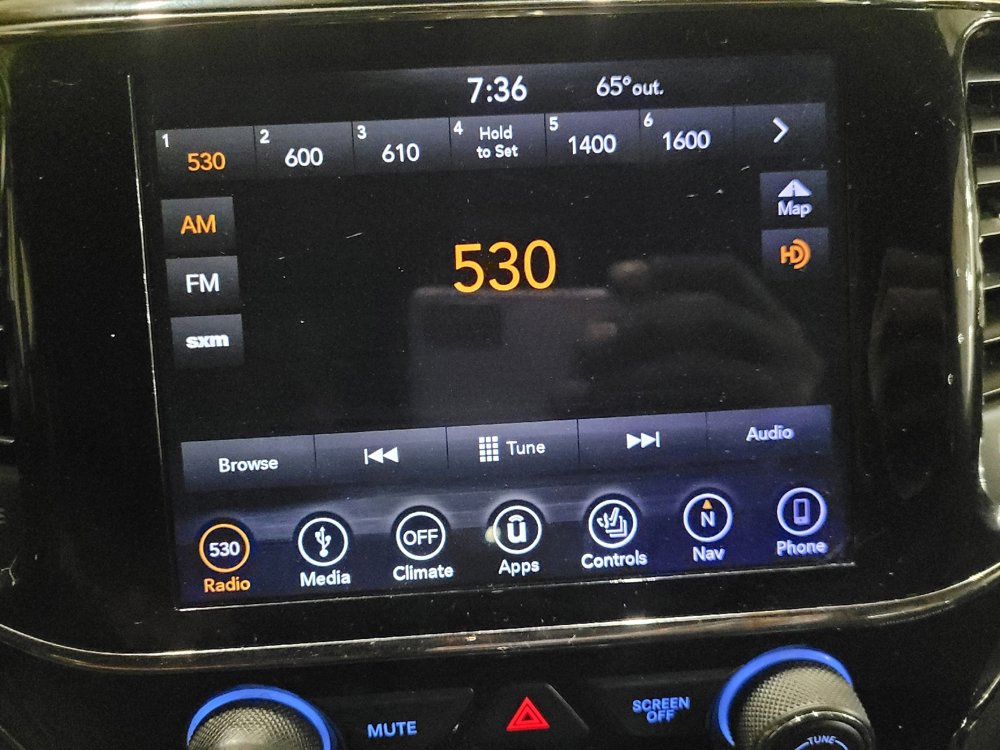 Used 2019 Jeep Grand Cherokee Limited X image 25