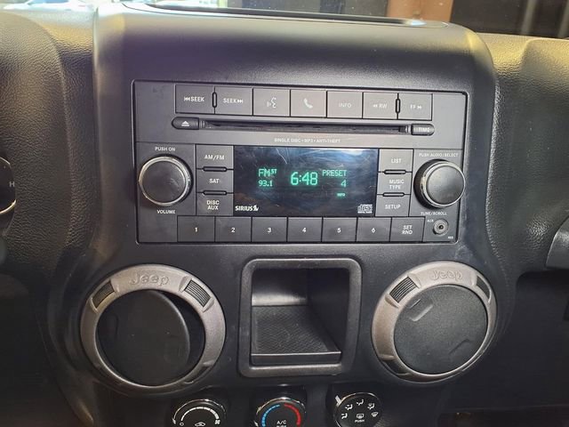 Used 2015 Jeep Wrangler Sport w/ Connectivity Group image 6