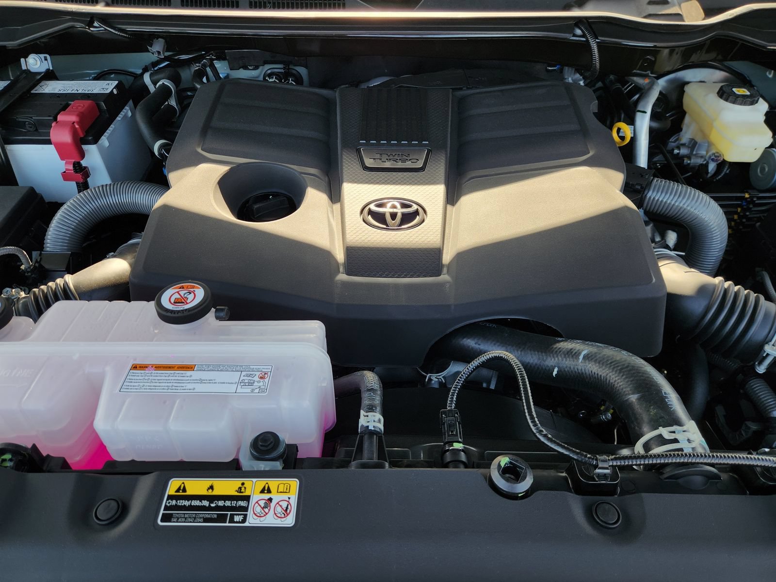 New 2026 Toyota Tundra Platinum AWD/4WD image 28